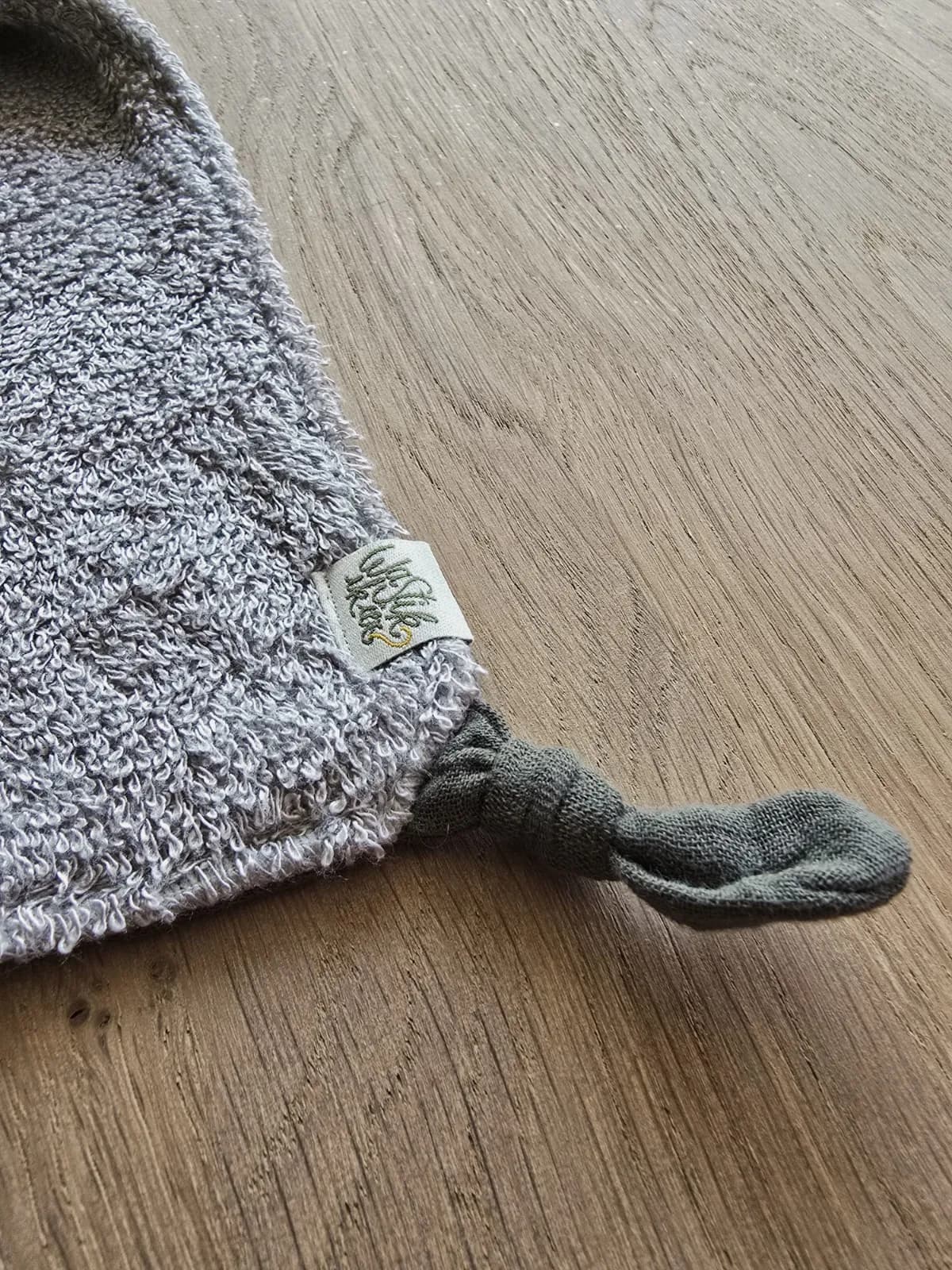 Label wastikikier op knuffeldoekje