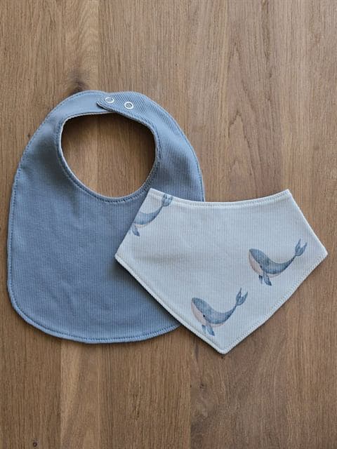 Bibs with little whales